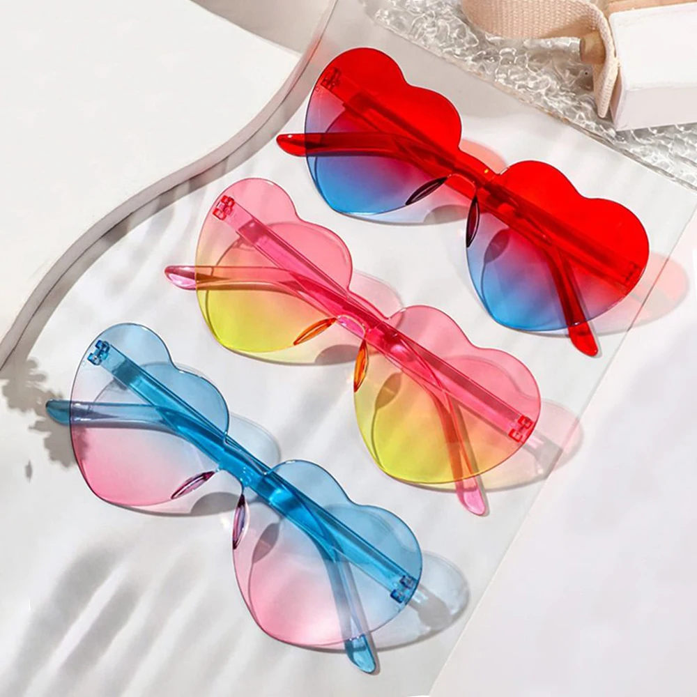 Модные красочные солнцезащитные очки в форме сердца Для женщин, вечеринок для девочек, защита от солнца на открытом воздухе, Желеобразные Градиентные солнцезащитные очки, Очки UV400 1шт Изображение 0