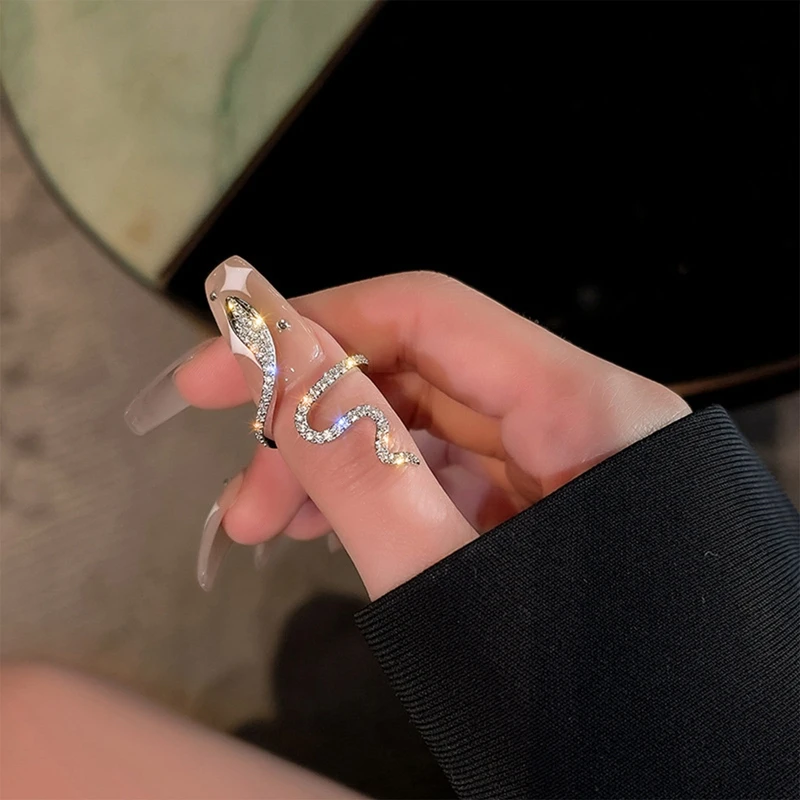 Новое кольцо-змея из кубического циркония серебристого цвета для женщин, открытые Регулируемые кольца на палец с фианитами, ювелирные изделия для вечеринки, свадебные украшения, бижутерия Изображение 0