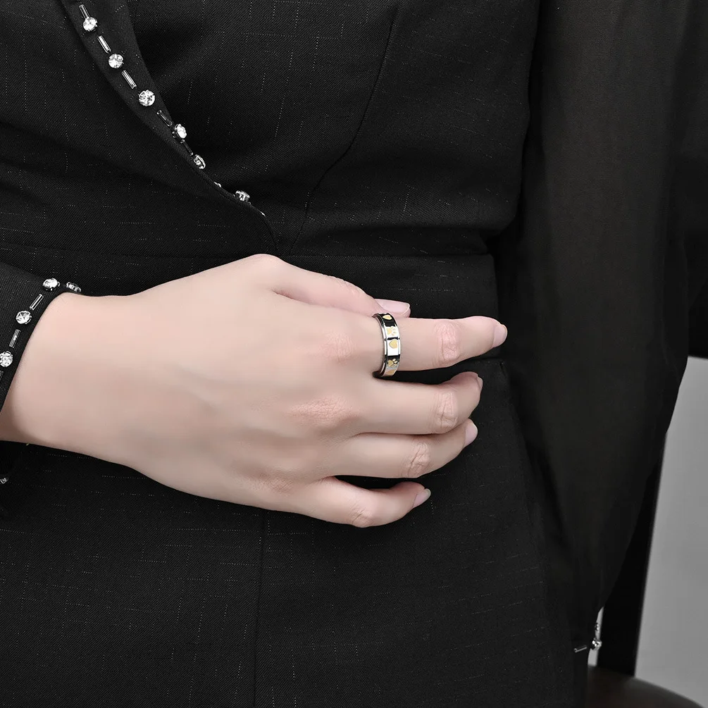 Кольцо с отпечатком ладони милого щенка из нержавеющей стали, вращающееся титановое кольцо, нишевая индивидуальность, мужчины и женщины носят украшения для рук. Изображение 2