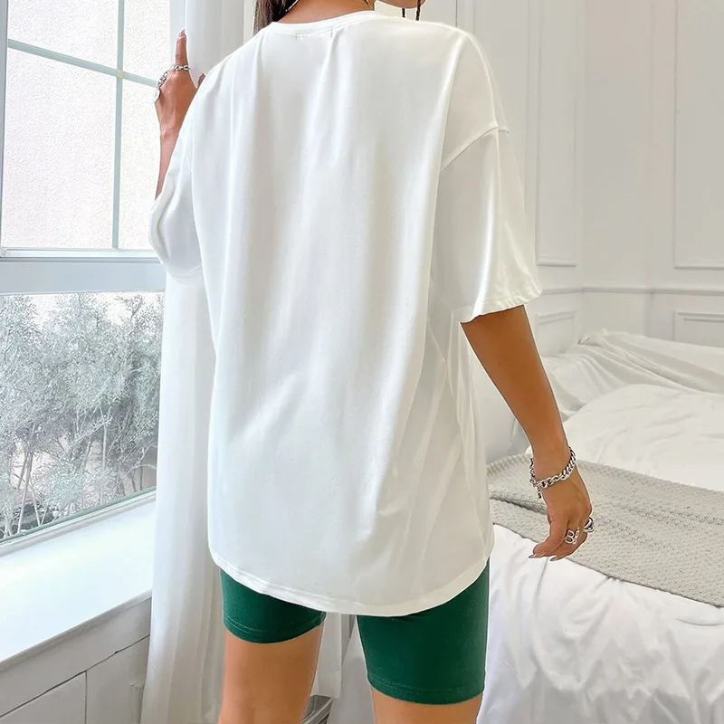 Пижама, которую можно носить вне дома, женская свободная футболка большого размера oversize, обтягивающие шорты, тонкий повседневный костюм с открытыми плечами Изображение 2