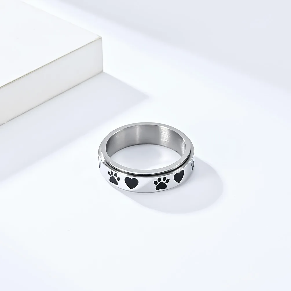 Кольцо с отпечатком ладони милого щенка из нержавеющей стали, вращающееся титановое кольцо, нишевая индивидуальность, мужчины и женщины носят украшения для рук. Изображение 4