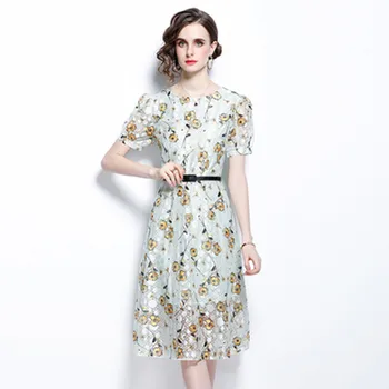 Высококачественное кружевное платье с вышивкой и цветочным принтом для женщин 2022 Летняя взлетнопосадочная полоса с пышными рукавами Винтажные Элегантные вечерние платья Миди