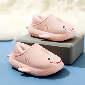 Зимняя детская обувь, милые тапочки с героями мультфильмов, теплые водонепроницаемые нескользящие домашние тапочки для девочек, хлопчатобумажная обувь для родителей и детей для мальчиков