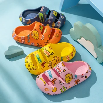 Нескользящие детские сандалии с героями мультфильмов для дома, ванной, пляжа, повседневная обувь для малышей, Детские тапочки, летние туфли на плоской подошве с мягкой подошвой для мальчиков и девочек