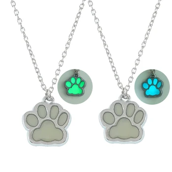 Новое светящееся ожерелье для любителей собак Ожерелье с подвеской в виде кошачьей собачьей лапы, светящееся в темную ночь, Ювелирные аксессуары, подарок друзьям